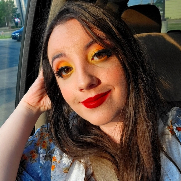 Meet your Posher, Aireanna - Picture 1 of 1